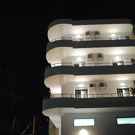 アパート Hotel Braian Ksamil