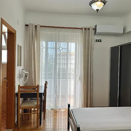Διαμέρισμα Visi Εξαμίλιο