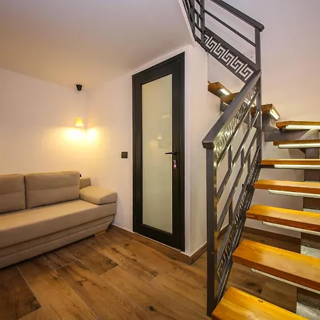 Braian Appartement Ksamil